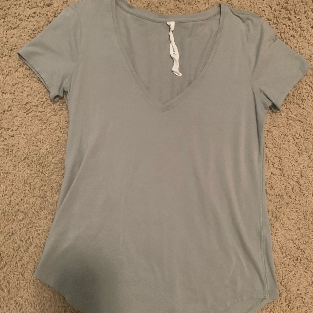 green lululemon v-neck